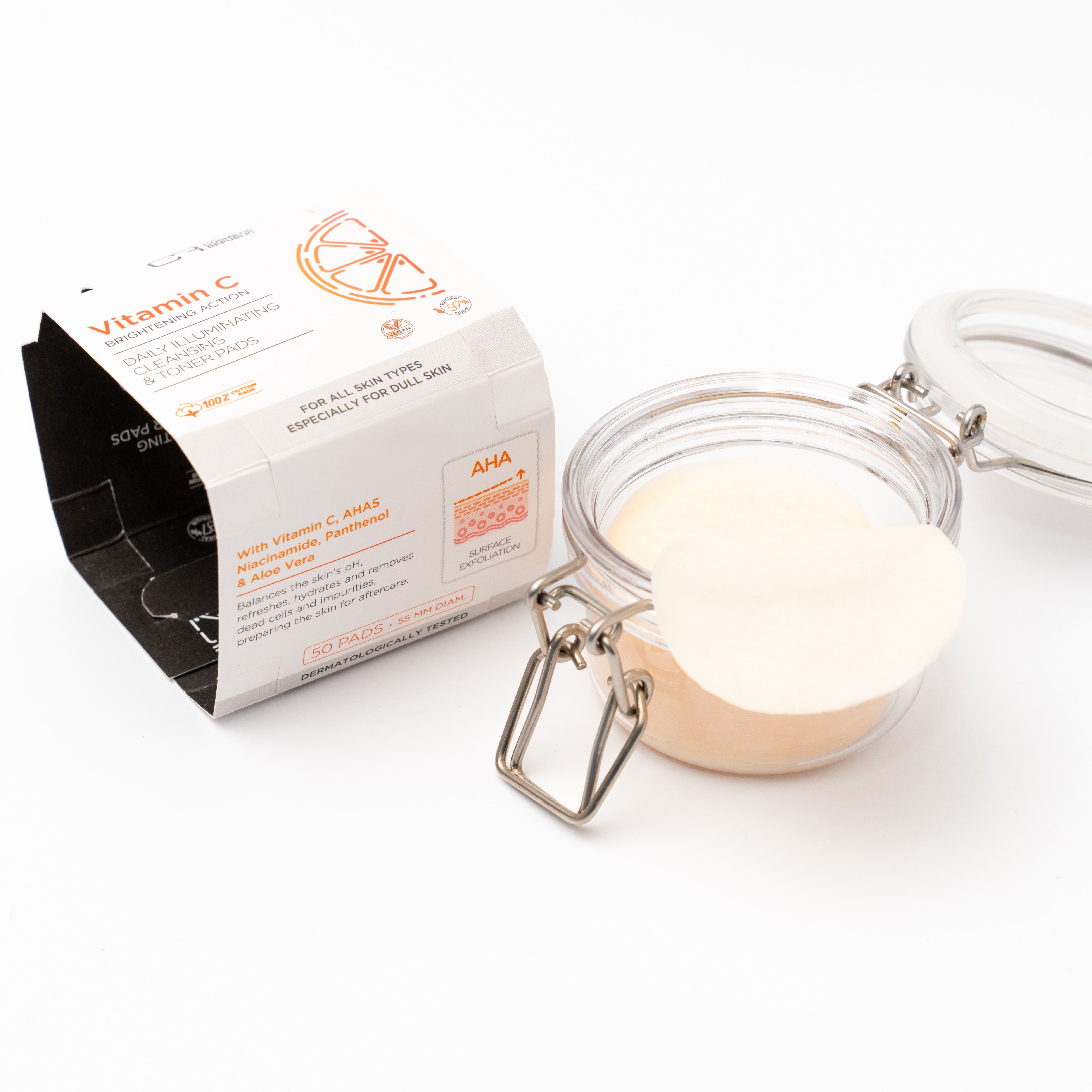 Chica Ritual Vitamin C Cleansing Pads jar of 50